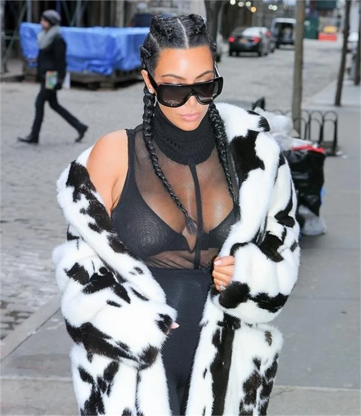 Kim Kardashian Ermenistan için dua istedi