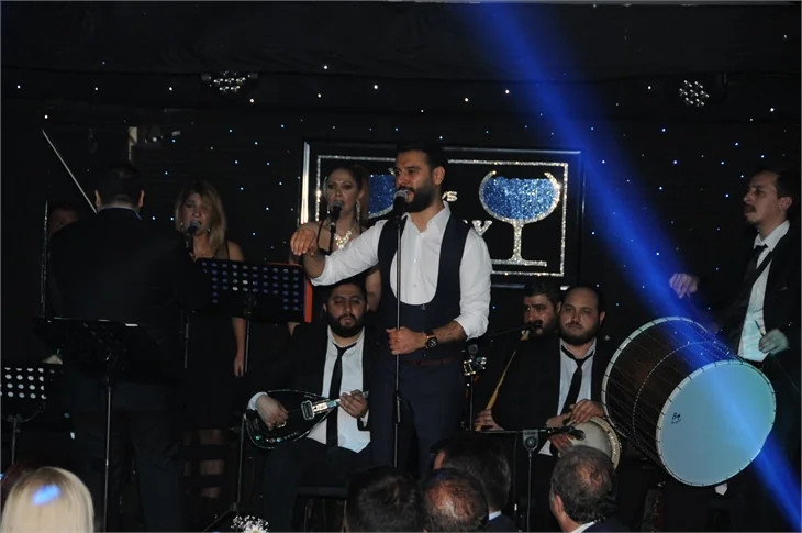 Bülent Ersoy Günay sahnesinde!
