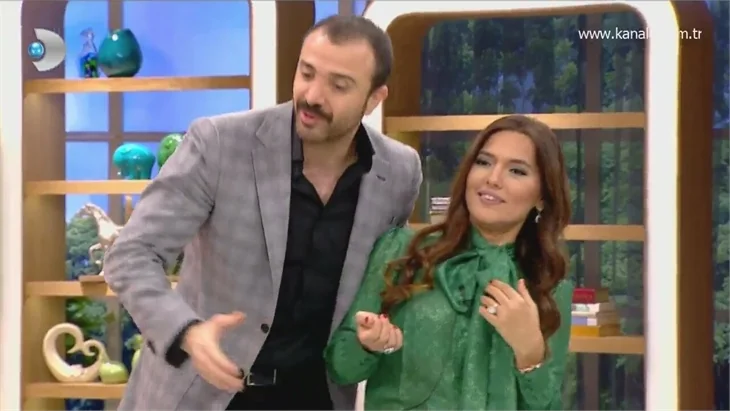 Demet Akalın: Kocamdan utanıyorum size saygı gösterdiği için!