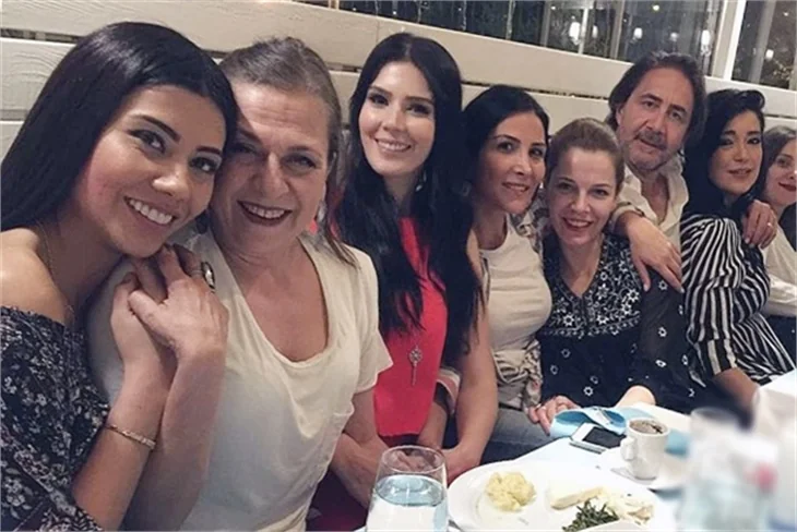Kaderimin Yazıldığı Gün ekibi hasret giderdi