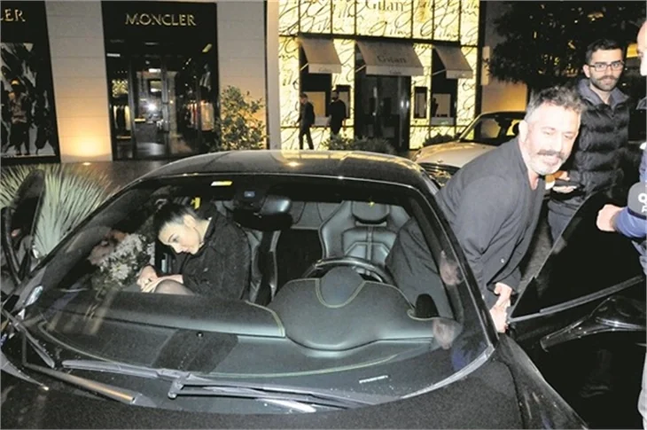 Cem Yılmaz ve Özge Sabuncu yeniden bir arada