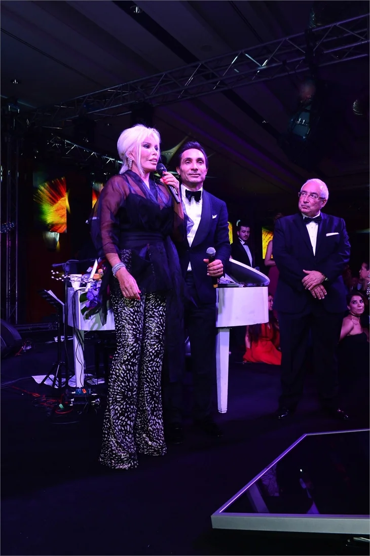 Ajda Pekkan ve ENBE Orkestrası'ndan müthiş konser!