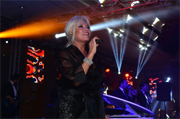 Ajda Pekkan ve ENBE Orkestrası'ndan müthiş konser!