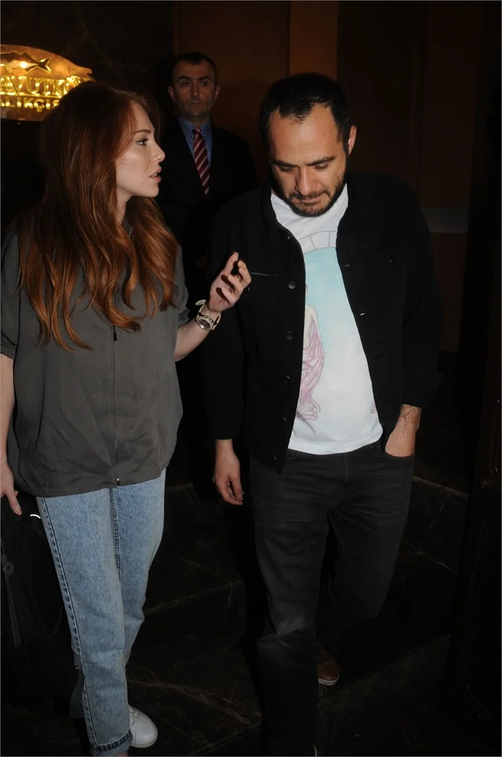 Elçin Sangu: Bikinili görüntülenmekten korkuyorum!