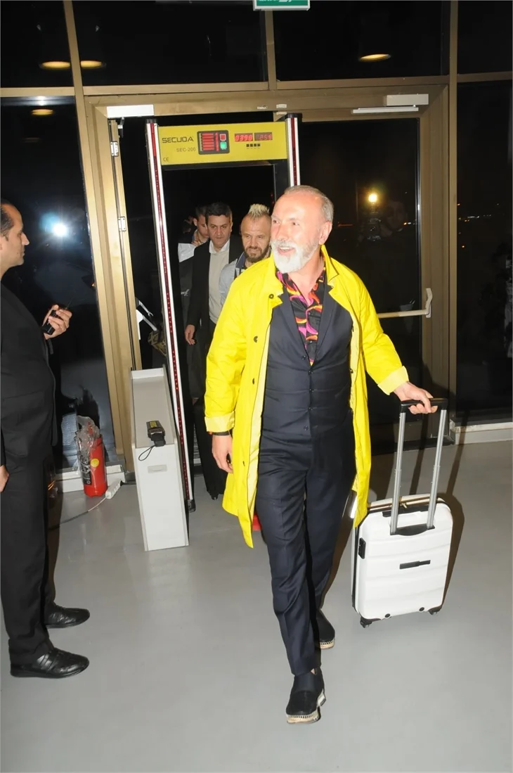 Dünyaca ünlü şanatçı Dino Merlin, Türkiye'ye sabır diledi!