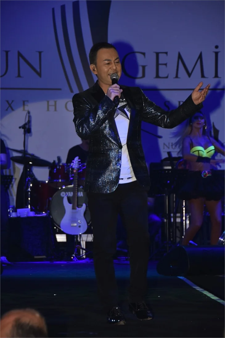 Serdar Ortaç: Chloe öpüşse televizyonu kapatırım