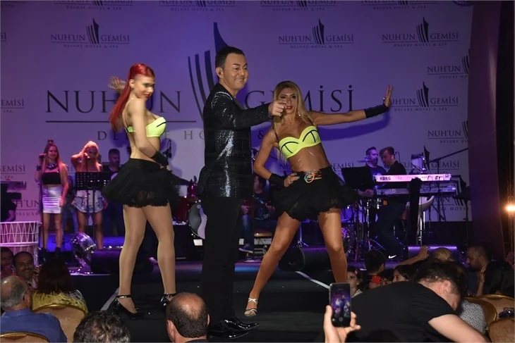 Serdar Ortaç: Chloe öpüşse televizyonu kapatırım