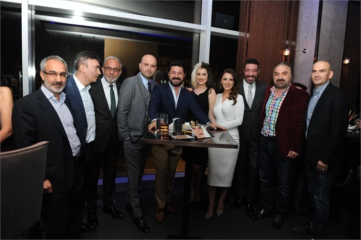 Albüm kutlamasına ünlü akını