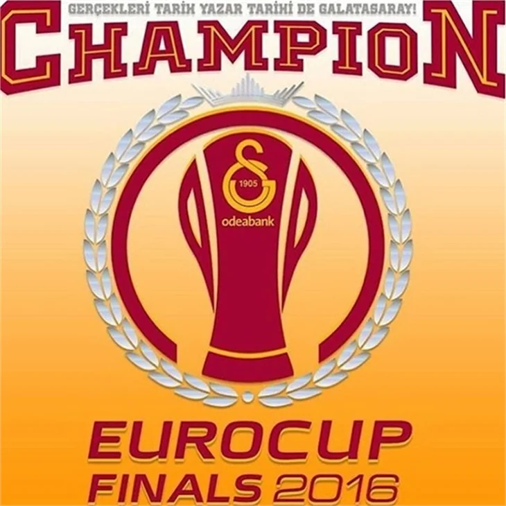 Galatasaray Avrupa Şampiyonu oldu! Ünlülerden tebrik mesajları yağdı...