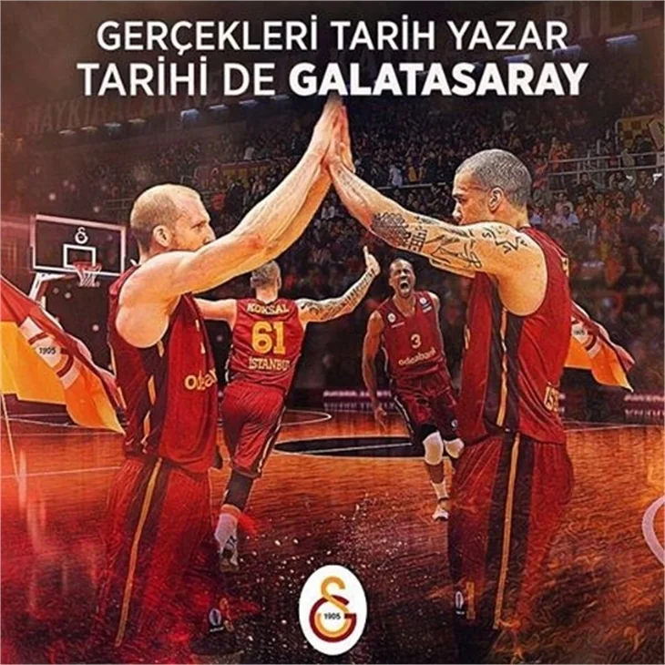 Galatasaray Avrupa Şampiyonu oldu! Ünlülerden tebrik mesajları yağdı...