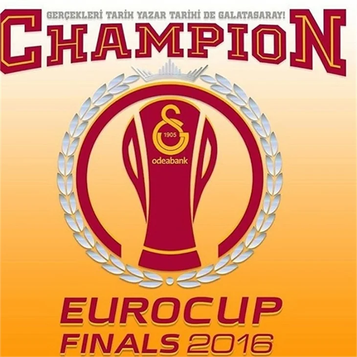Galatasaray Avrupa Şampiyonu oldu! Ünlülerden tebrik mesajları yağdı...