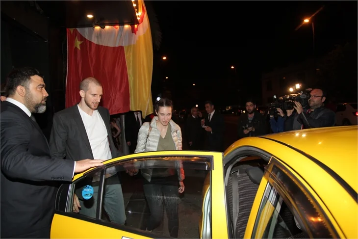 Galatasaraylı basketbolcuların şampiyonluk kutlaması!