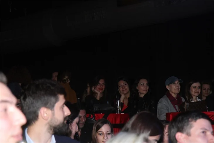 Kansere karşı şarkı söylediler!