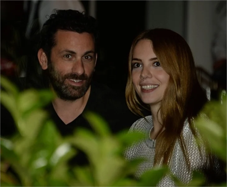 Selen Soyder eşi Oren Fransez ile yemekte