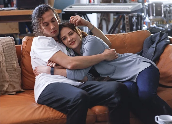 Paramparça'da sürpriz yakınlaşma