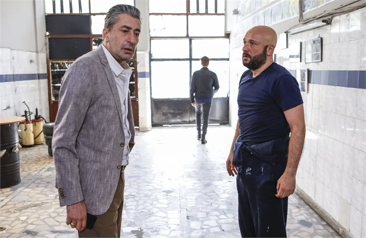 Paramparça'da sürpriz yakınlaşma