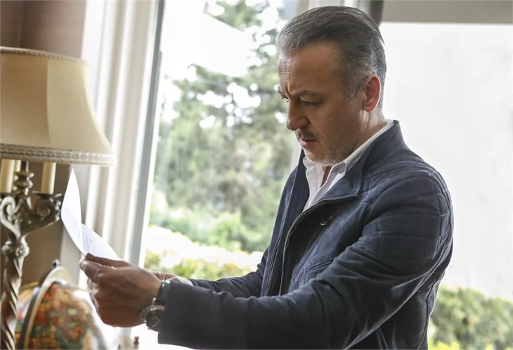 Paramparça'da sürpriz yakınlaşma