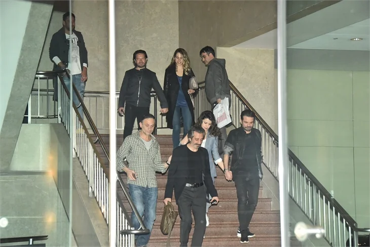 Beren Saat'ten Kenan Doğulu'ya tam destek!