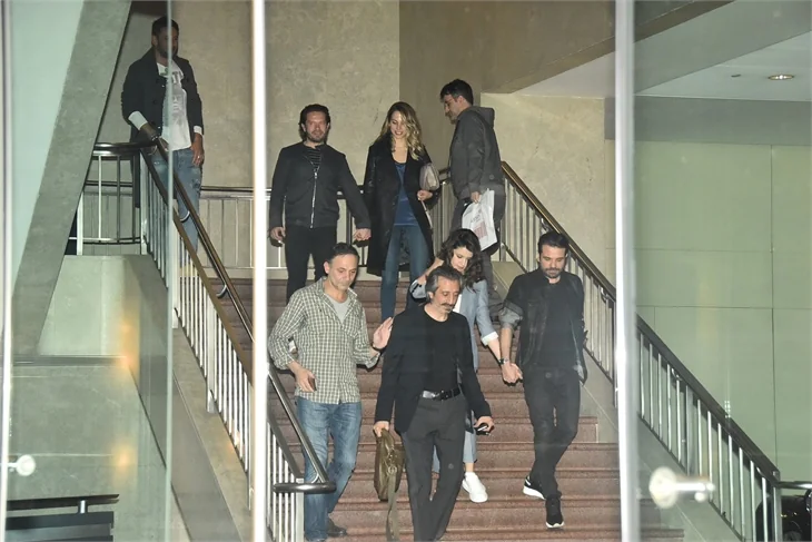 Beren Saat'ten Kenan Doğulu'ya tam destek!