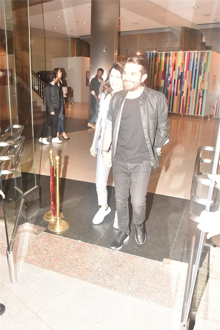Beren Saat'ten Kenan Doğulu'ya tam destek!