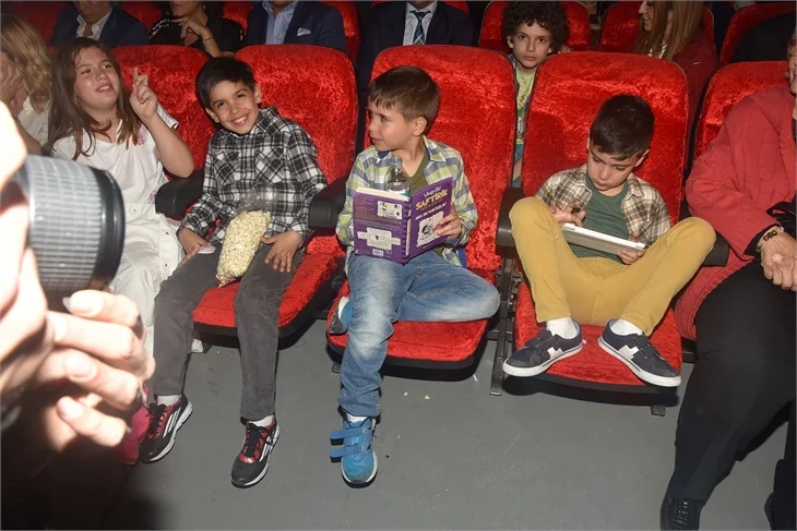 Gülben Ergen: Eve gidince yine pijamalarımızı giyip oturacağız