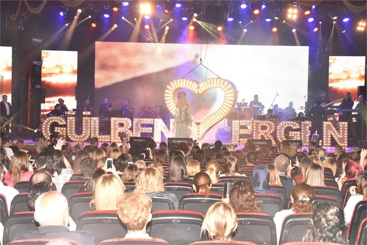 Gülben Ergen: Eve gidince yine pijamalarımızı giyip oturacağız