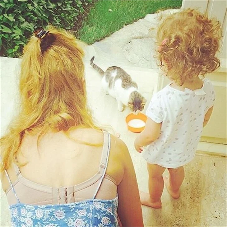 Meryem Uzerli'nin kızı Lara ilk kez görüntülendi