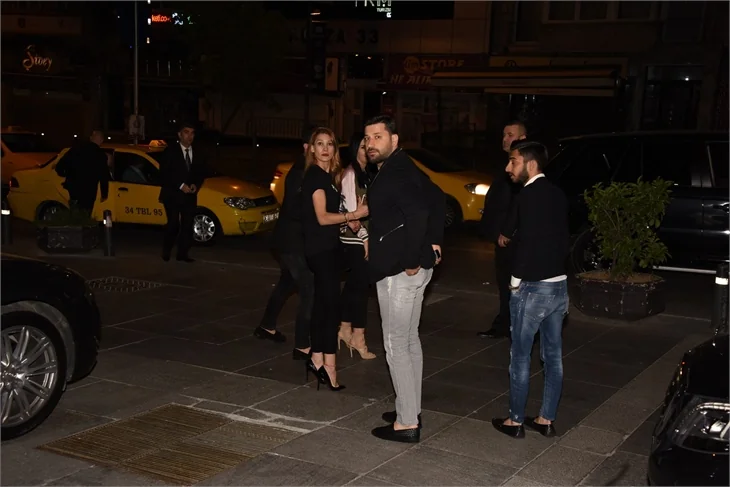 Galatasaraylı Hakan Balta'nın eşi Derya Balta: Güzel çektiniz mi?