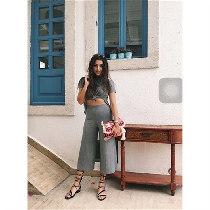 Hande Erçel tatile doymuyor!