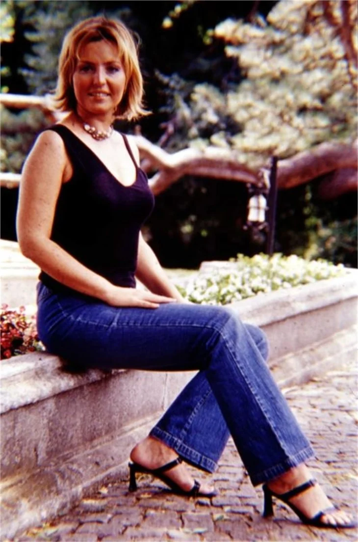 Seda Akgül'ün 20 yıl önceki fotoğrafları ortaya çıktı