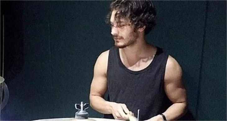 Çağatay Ulusoy'ın yeni dizisi hakkındaki tüm detaylar