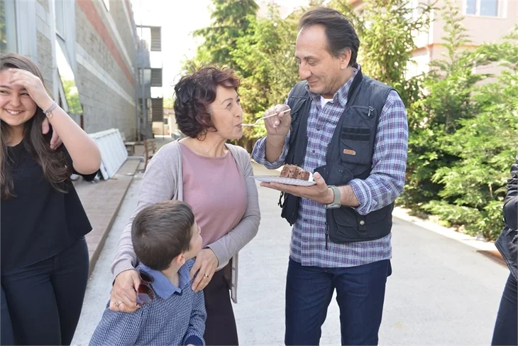 Arka Sokaklar'da 400. bölüm kutlaması!