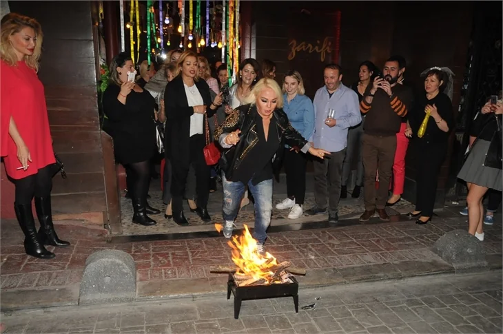 Ünlülerin Hıdırellez coşkusu