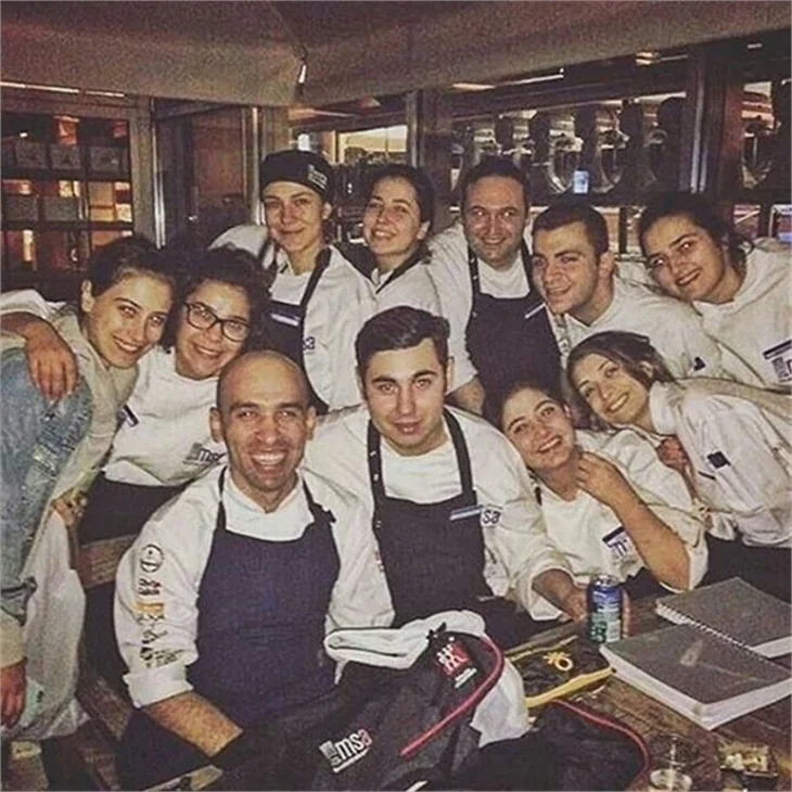 Hazal Kaya, Etiler'de restoran açacak!