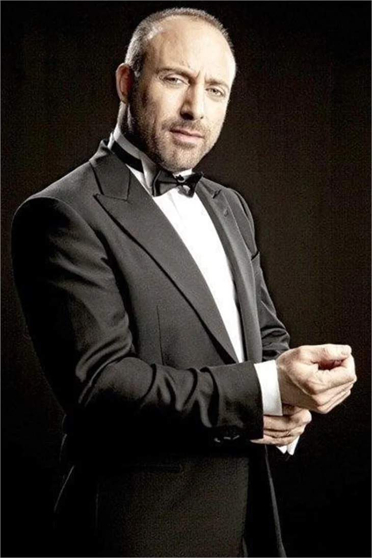 Halit Ergenç yeni dizisi için 5 kilo verdi