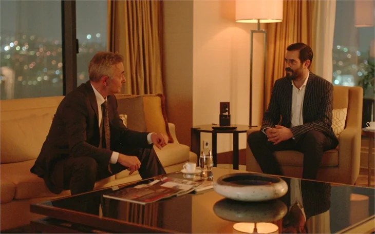 Kördüğüm 19. yeni bölümde Ali Nejat, Naz'a evlenme teklif ediyor