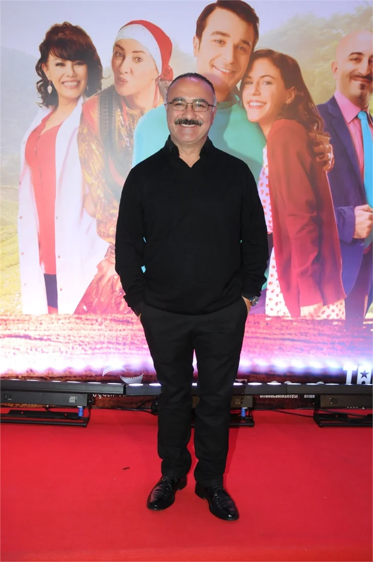 ‘Oflu Hocanın Şifresi 2, filminin galası yapıldı!