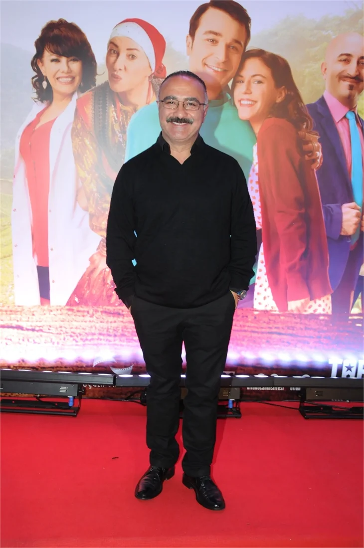 ‘Oflu Hocanın Şifresi 2, filminin galası yapıldı!