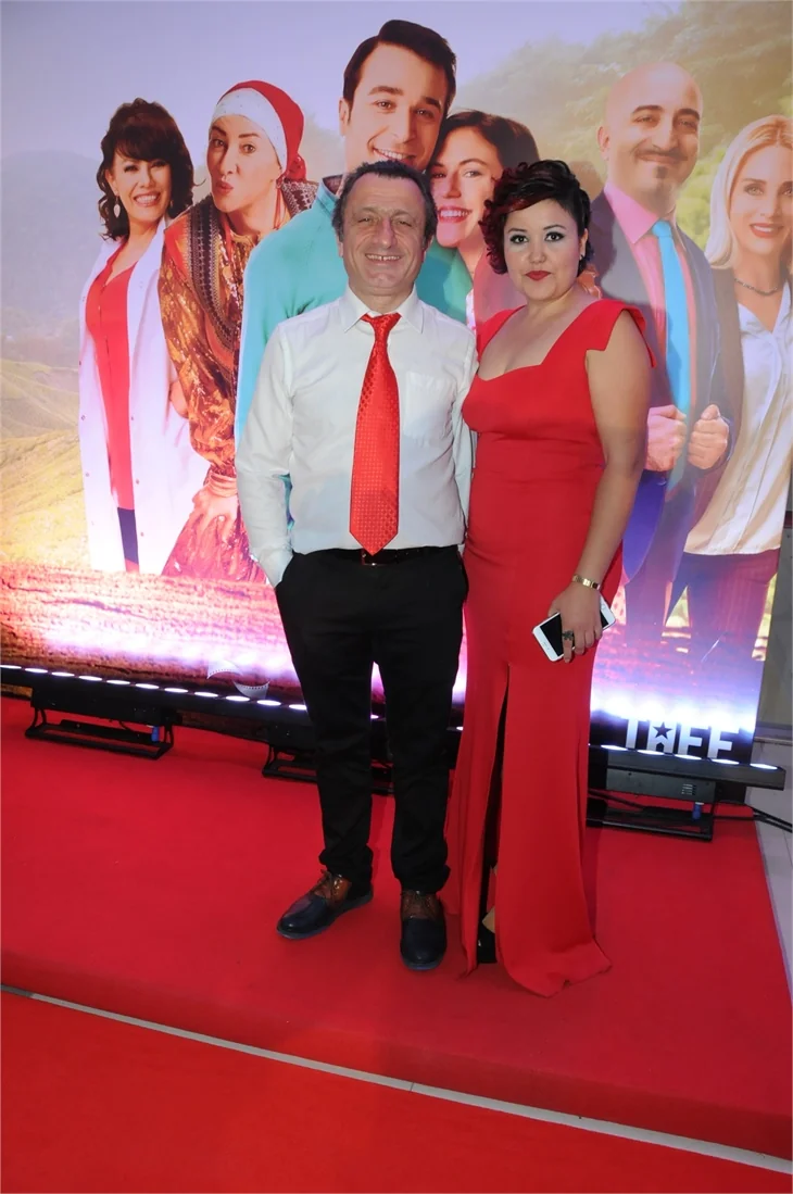 ‘Oflu Hocanın Şifresi 2, filminin galası yapıldı!