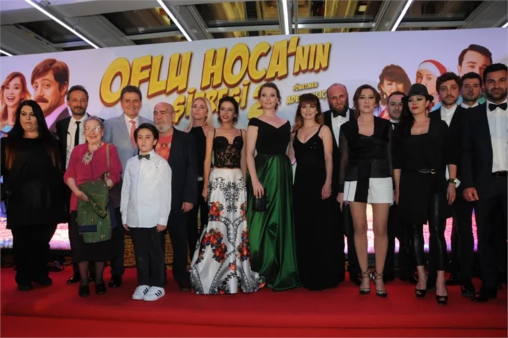‘Oflu Hocanın Şifresi 2, filminin galası yapıldı!