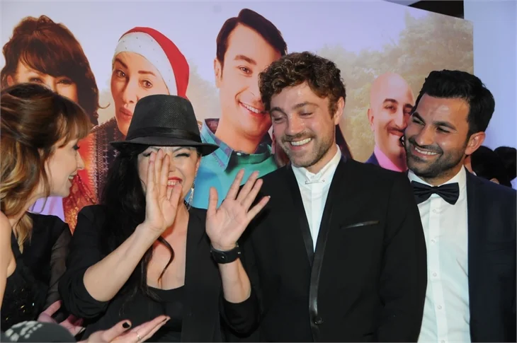 ‘Oflu Hocanın Şifresi 2, filminin galası yapıldı!