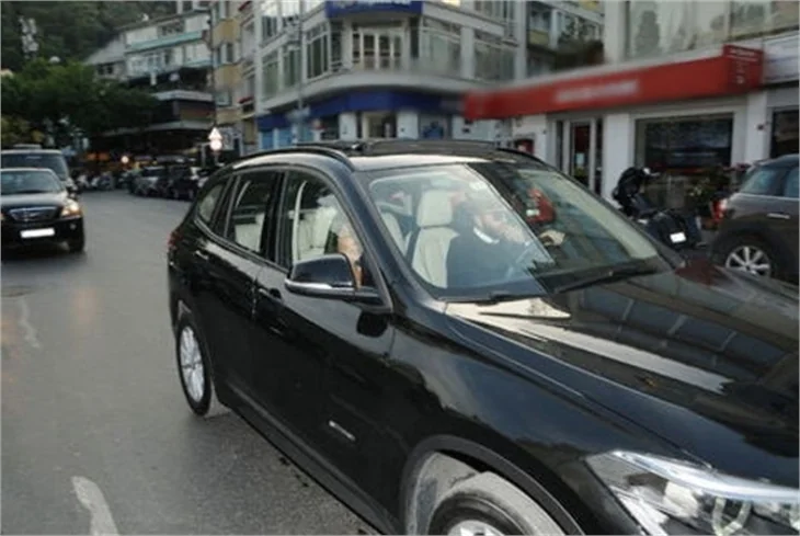 Bengü yeni sevgilisiyle yakalandı