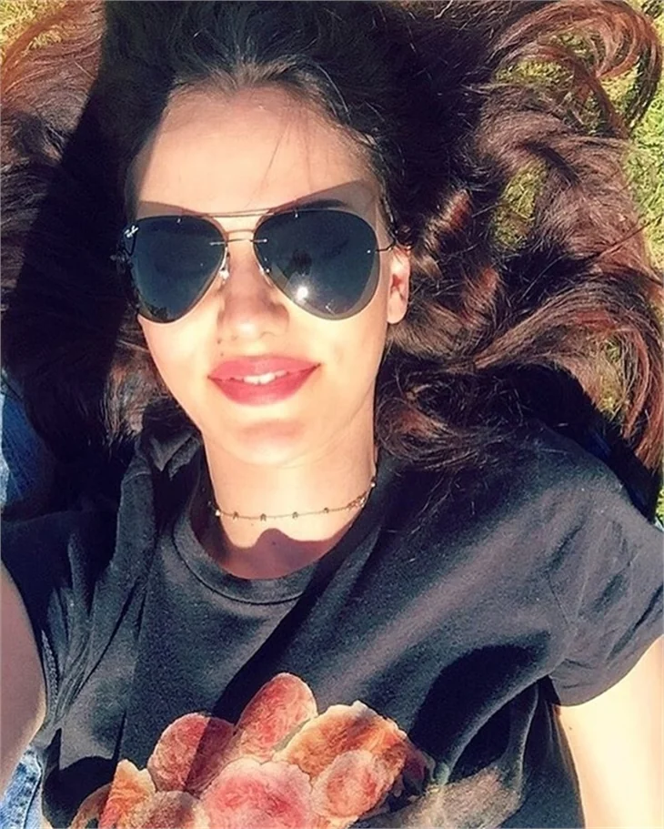 Fahriye Evcen dünya turunda