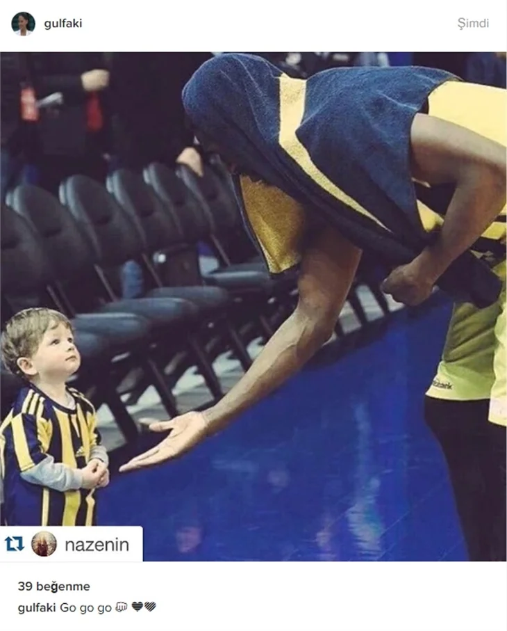 Fenerbahçe Euraleague'de finale yükseldi! Ünlüler coştu...