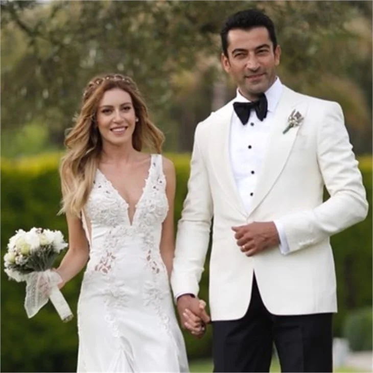 Kenan İmirzalıoğlu ile Sinem Kobal'in düğün fotoğrafları