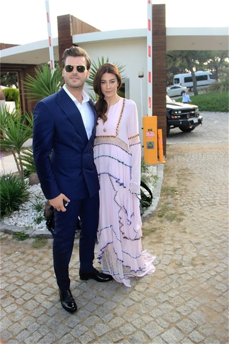 Kenan İmirzalıoğlu ile Sinem Kobal'in düğün fotoğrafları