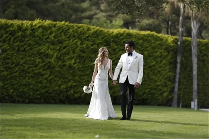 Kenan İmirzalıoğlu ile Sinem Kobal'in düğün fotoğrafları