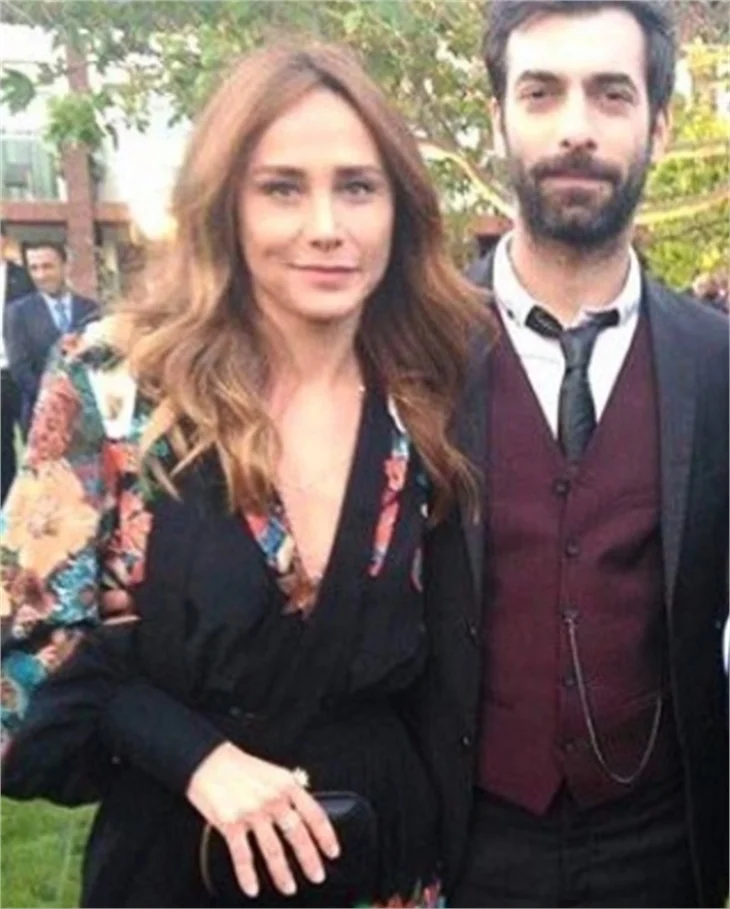 Kenan İmirzalıoğlu ile Sinem Kobal'in düğün fotoğrafları