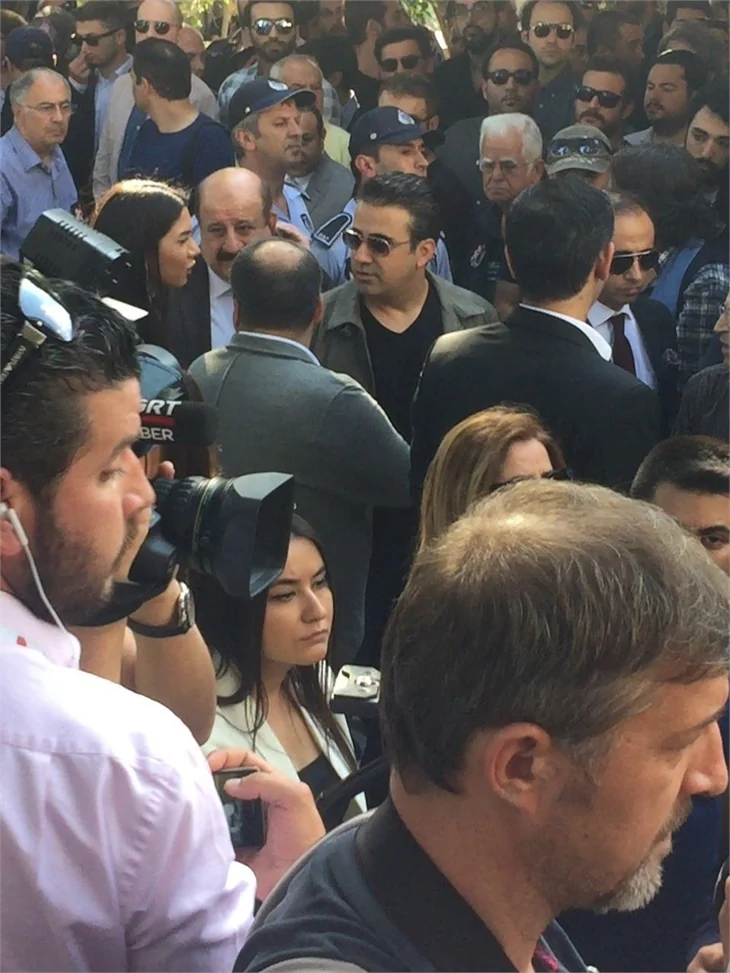 Oya Aydoğan son yolculuğuna uğurlandı!