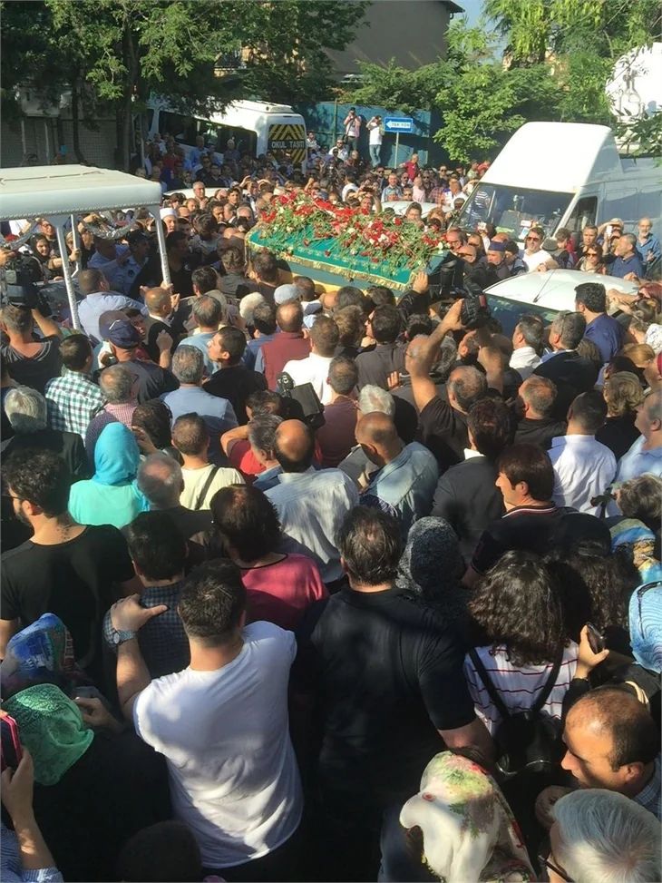 Oya Aydoğan son yolculuğuna uğurlandı!